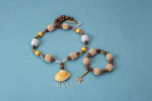 seashell bracelate